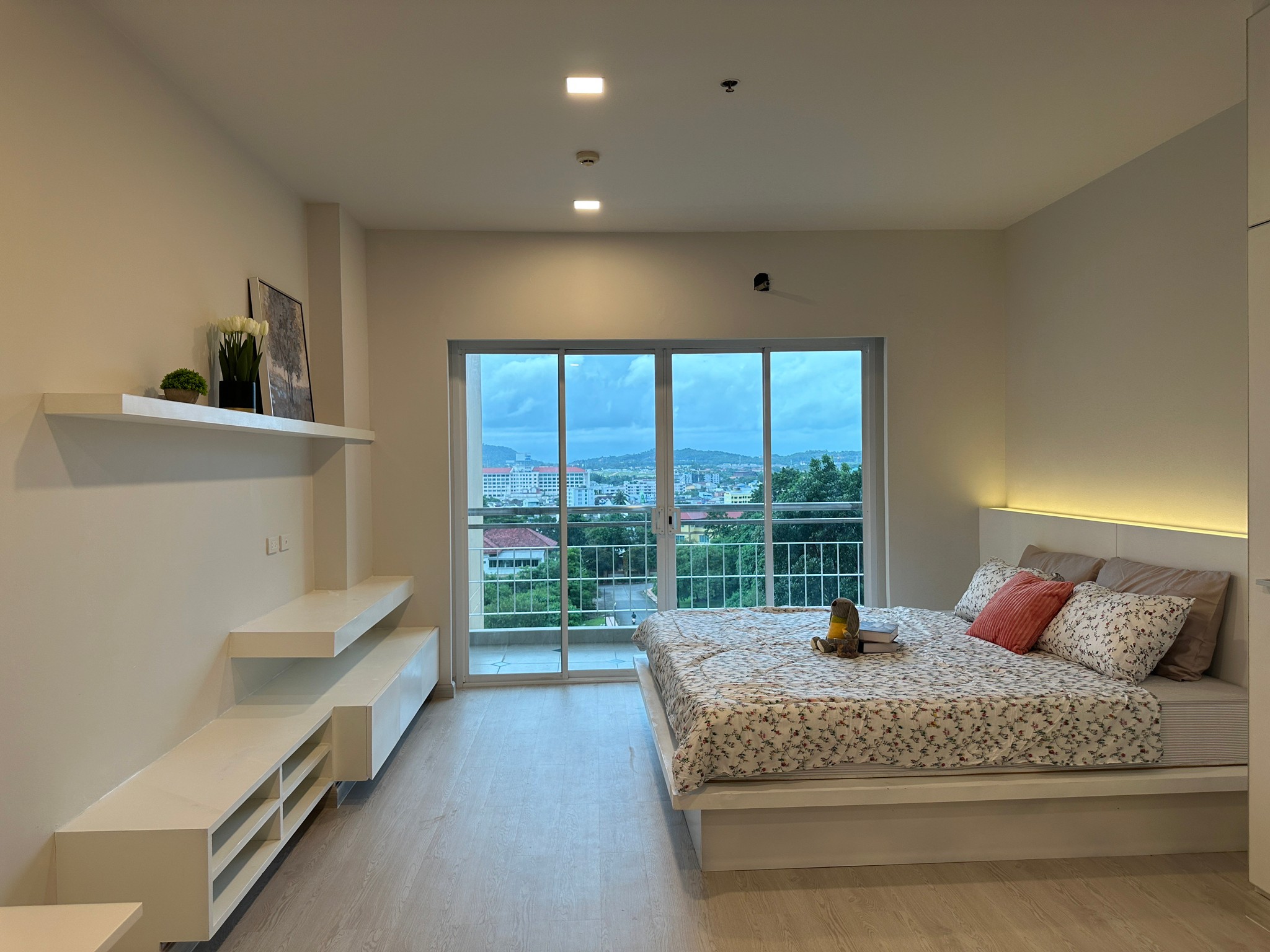 Phanason Green Place Condo 1