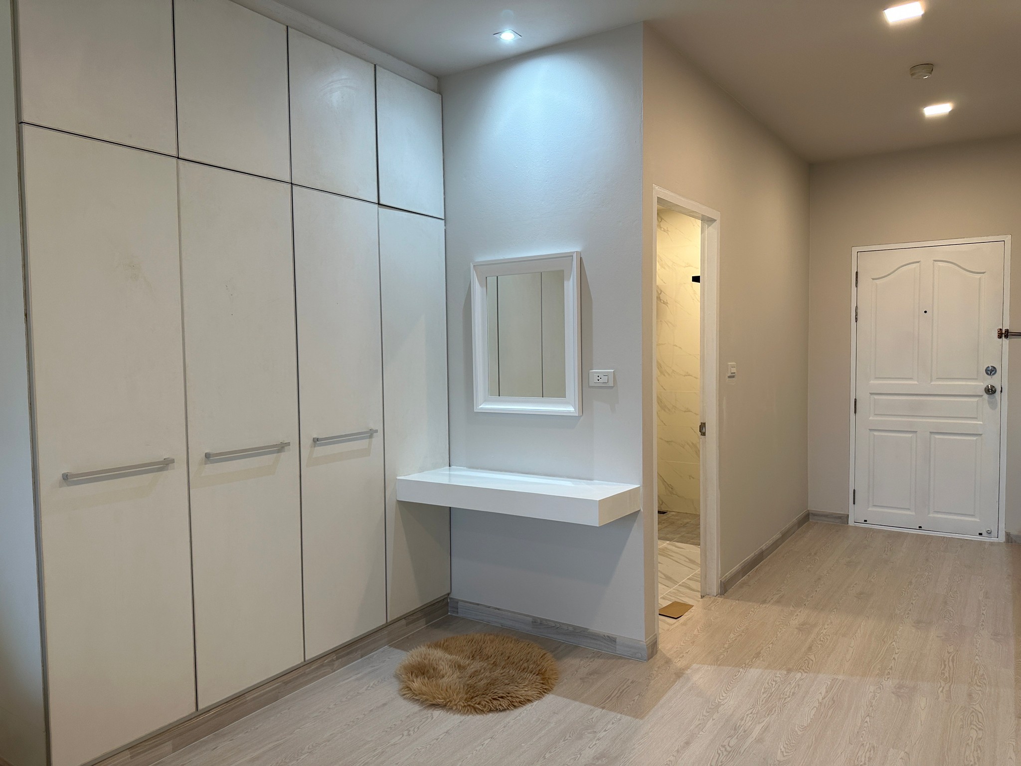 Phanason Green Place Condo 6